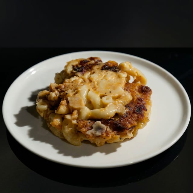 Dom's Baked Mac n Cheese.