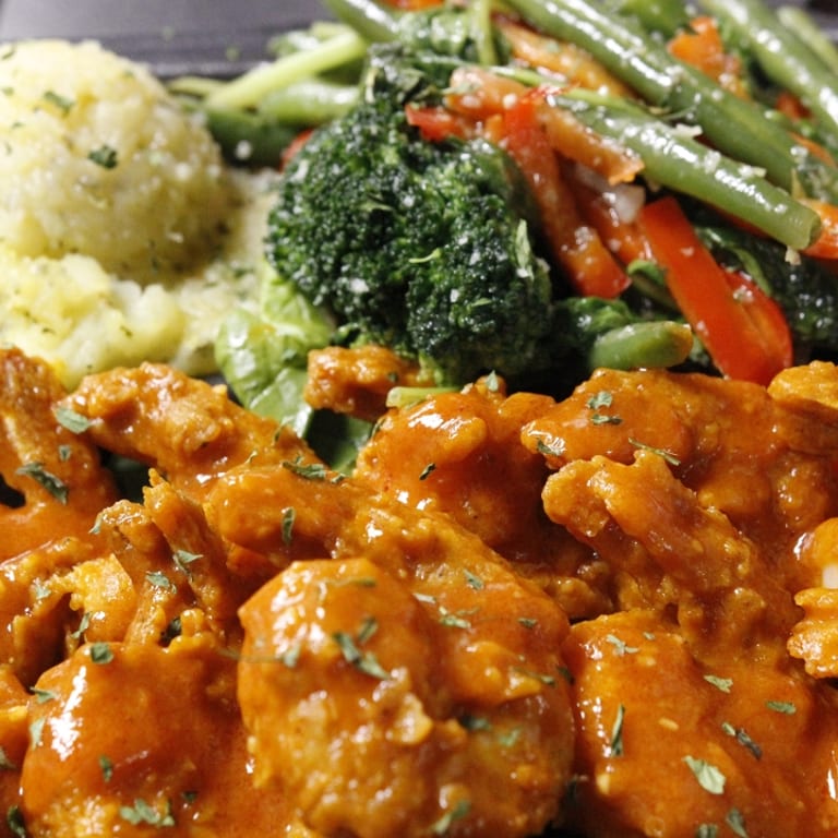 Must-Try Collard Greens and Southern Specialties